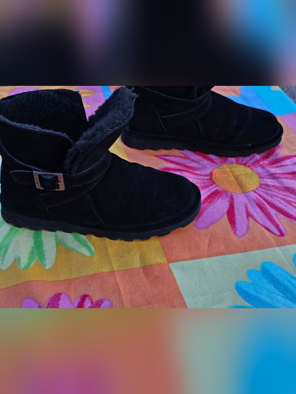 Bearpaw Womens Size 8 Black Sheepskin Suede Short Boots
